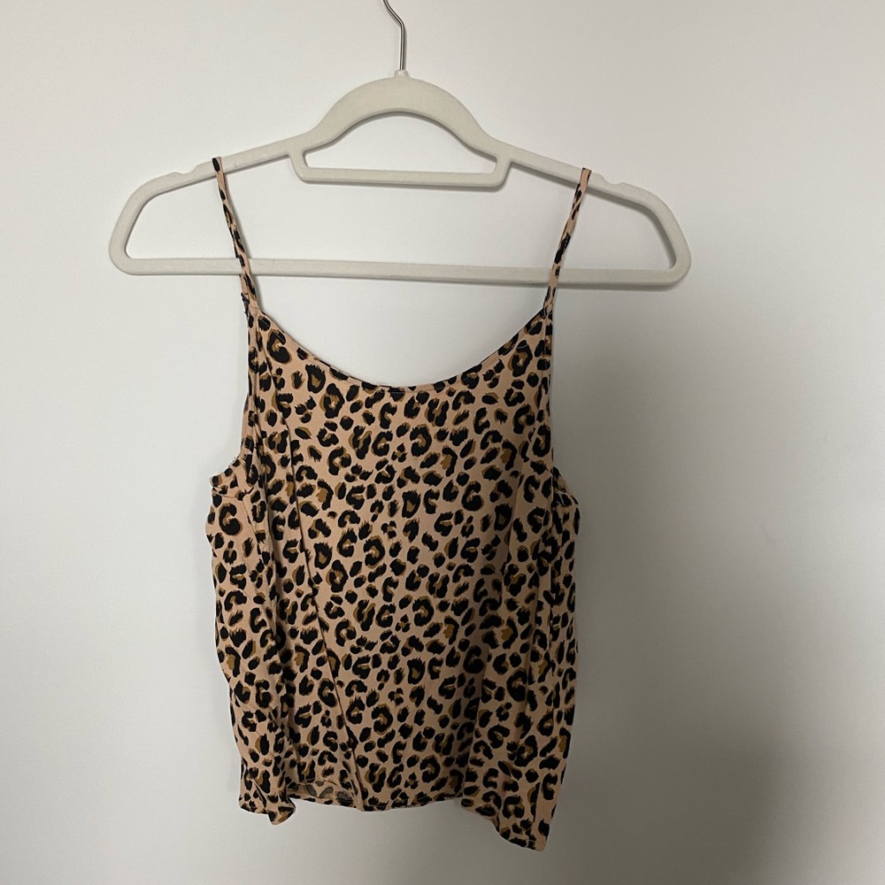 LEOPARD PRINT TOP - Picture 2 of 3